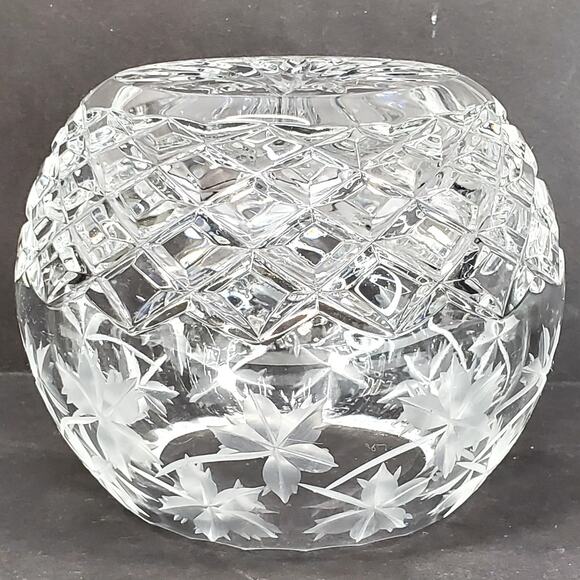 Vintage Glass Rose Bowl - Etsy Vtg Maple Leaf Etched Rose Bowl 3.75\